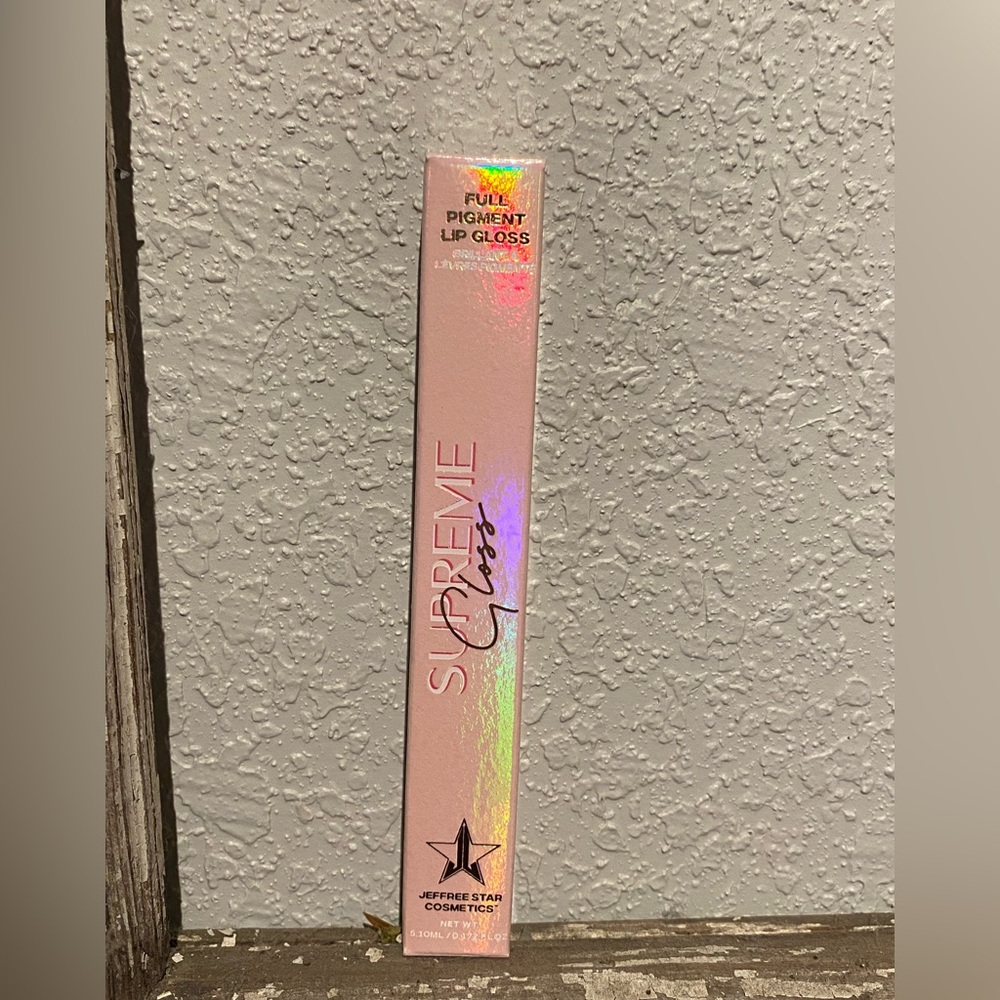 Jeffrey Star Supreme Gloss - Picture 3 of 5